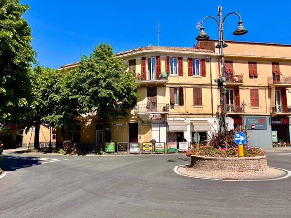 appartamento in vendita ad Albenga