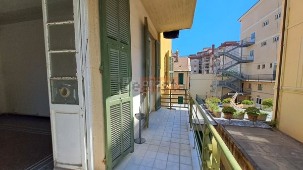 appartamento in vendita ad Albenga