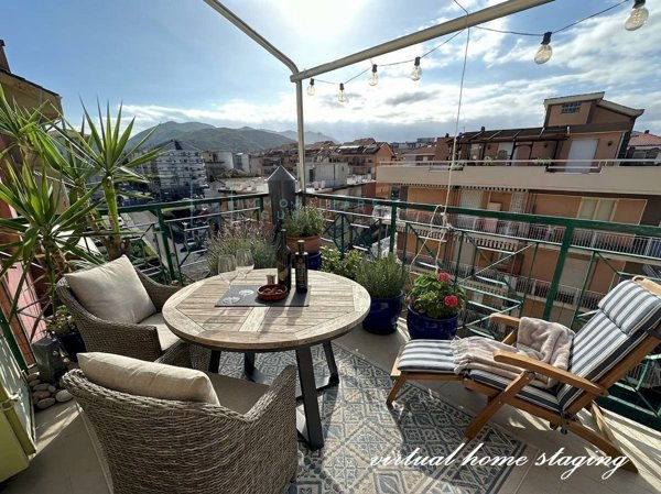 appartamento in vendita ad Albenga