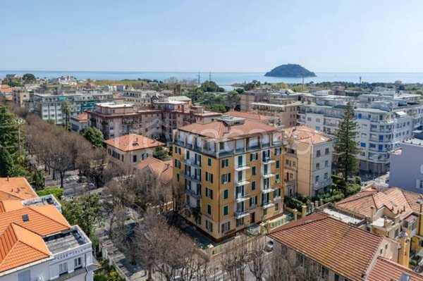 appartamento in vendita ad Albenga