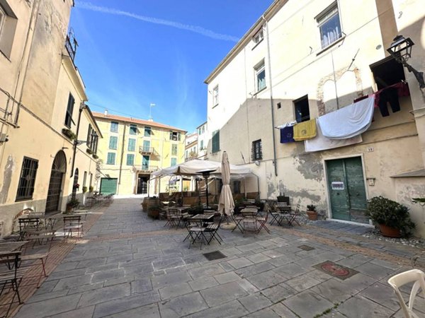 appartamento in vendita ad Albenga