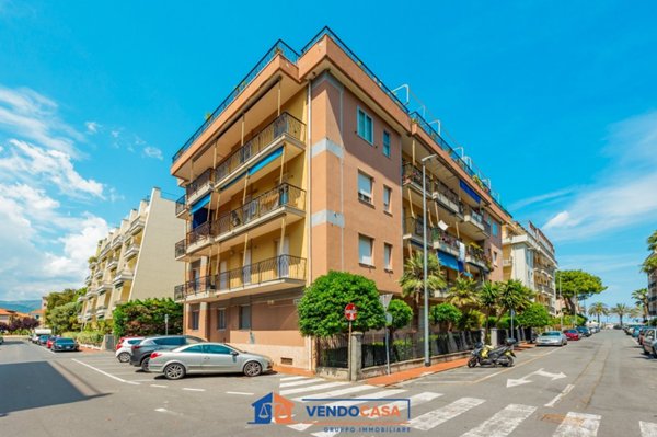 appartamento in vendita ad Albenga