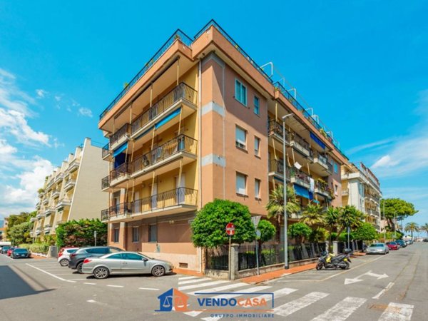 appartamento in vendita ad Albenga
