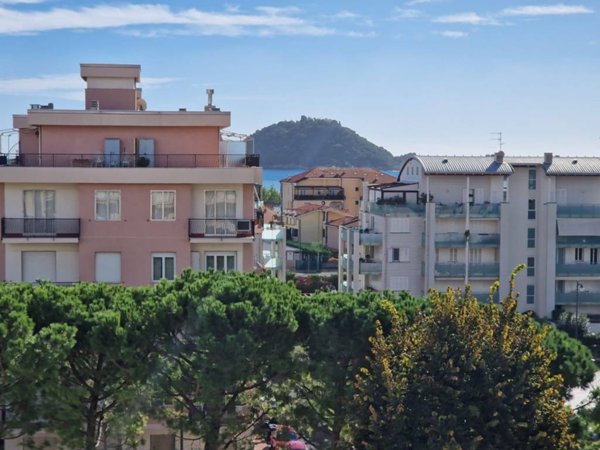 appartamento in vendita ad Albenga