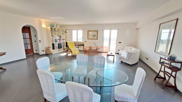 appartamento in vendita ad Albenga