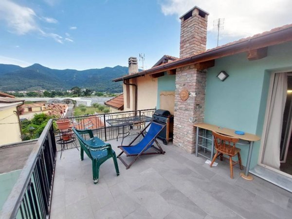 casa indipendente in vendita ad Albenga in zona Bastia