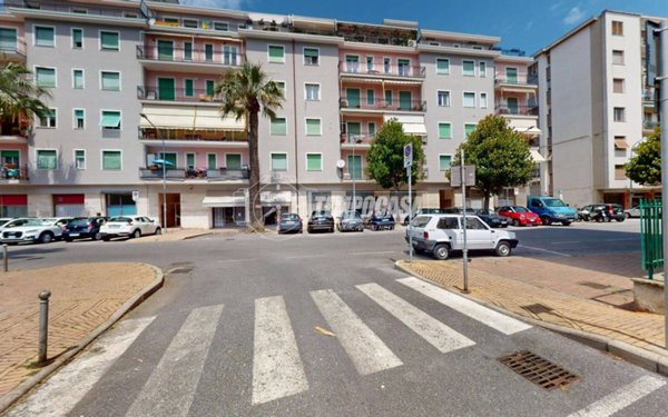 appartamento in vendita ad Albenga