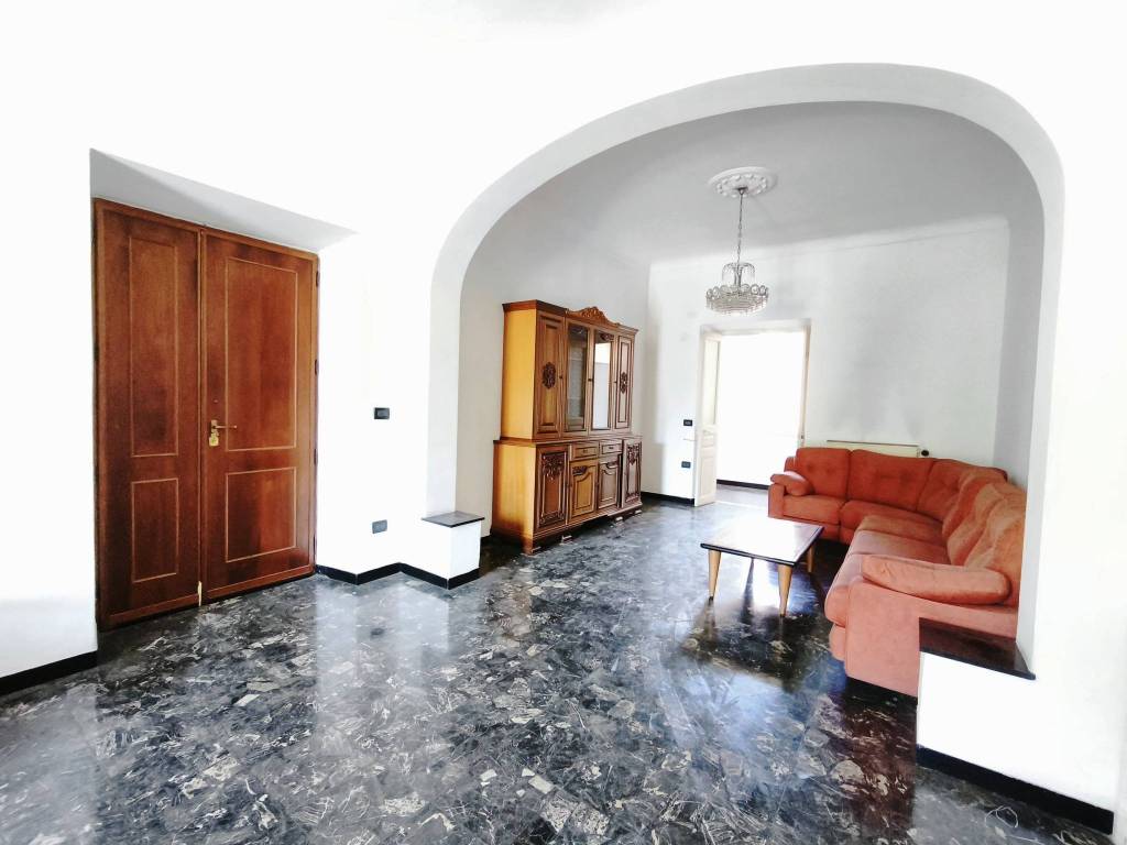 appartamento in vendita ad Albenga