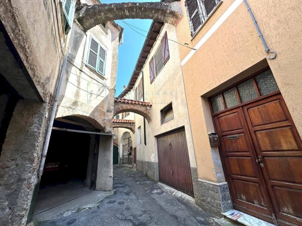 appartamento in vendita ad Albenga in zona Lusignano
