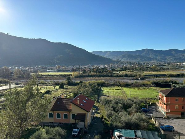 appartamento in vendita ad Albenga