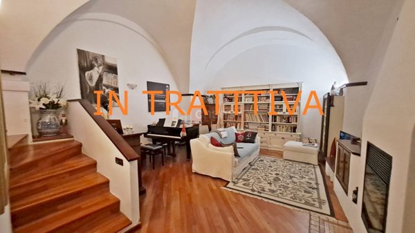 casale in vendita ad Albenga in zona Bastia