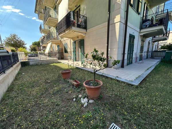 appartamento in vendita ad Albenga