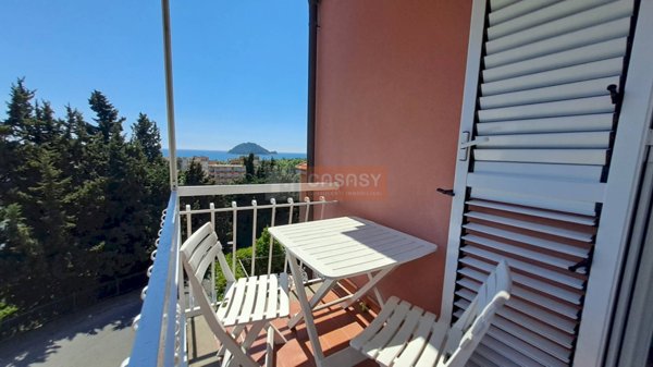appartamento in vendita ad Albenga