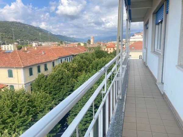 appartamento in vendita ad Albenga