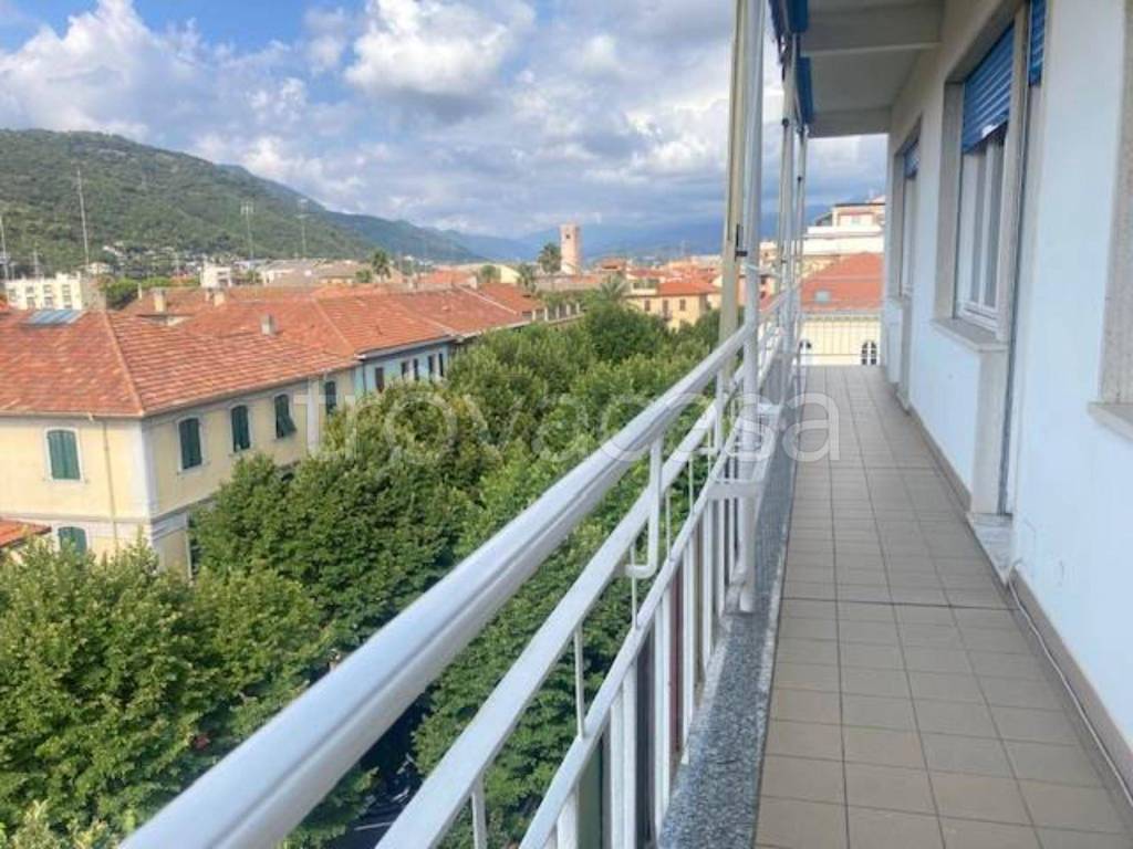 appartamento in vendita ad Albenga