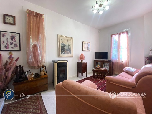 appartamento in vendita ad Albenga in zona Lusignano