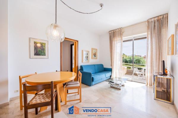appartamento in vendita ad Albenga in zona Vadino