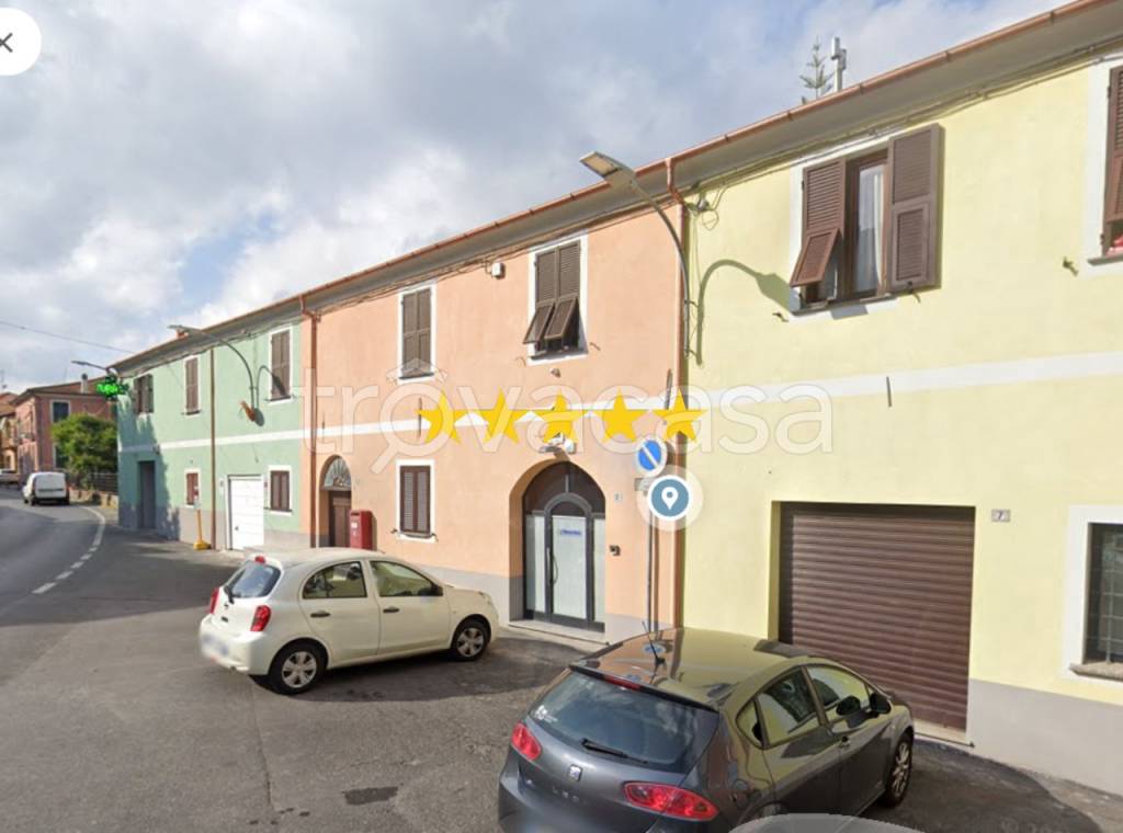 casa indipendente in vendita ad Albenga