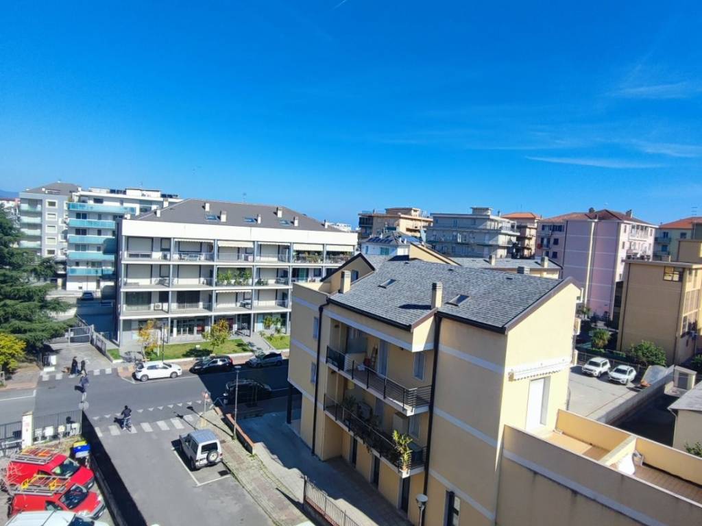 appartamento in vendita ad Albenga