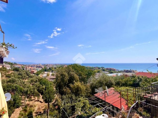 appartamento in vendita ad Albenga