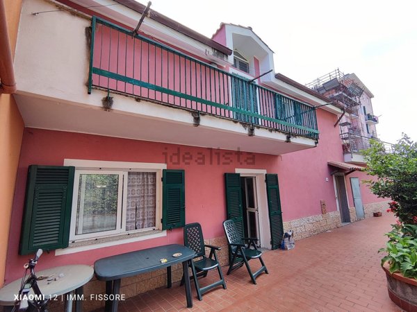 casa indipendente in vendita ad Albenga