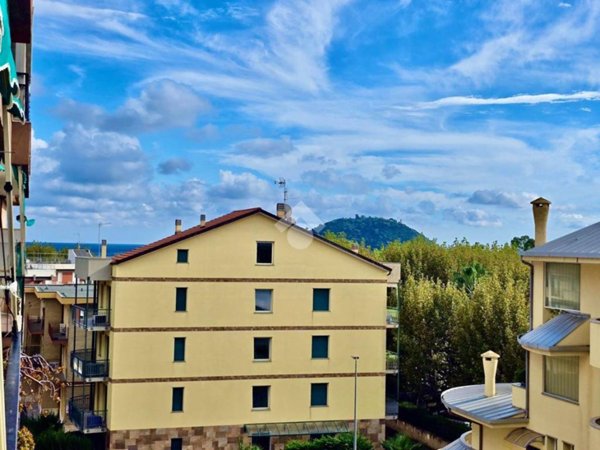 appartamento in vendita ad Albenga
