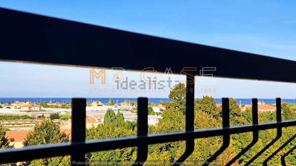 appartamento in vendita ad Albenga