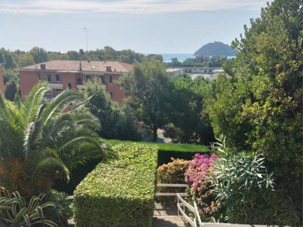 appartamento in vendita ad Albenga
