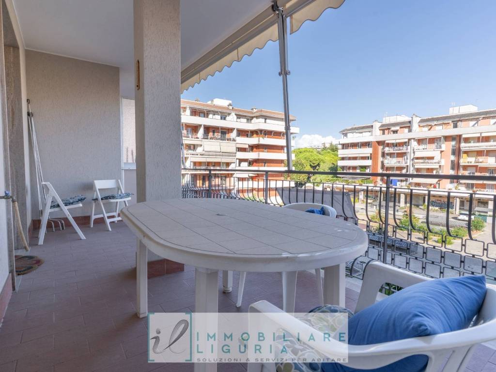 appartamento in vendita ad Albenga