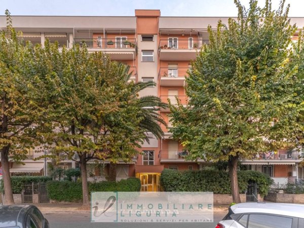 appartamento in vendita ad Albenga