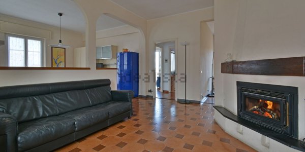 appartamento in vendita ad Albenga in zona Bastia