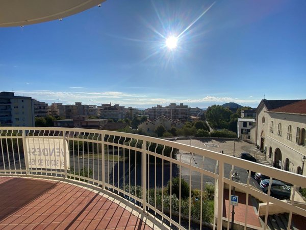 appartamento in vendita ad Albenga