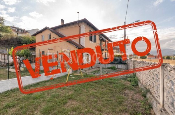 casa indipendente in vendita ad Albenga in zona San Fedele