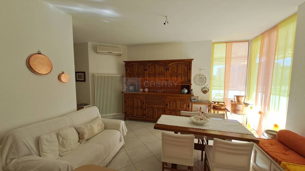 appartamento in vendita ad Albenga in zona Vadino