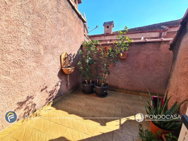 appartamento in vendita ad Albenga in zona Lusignano