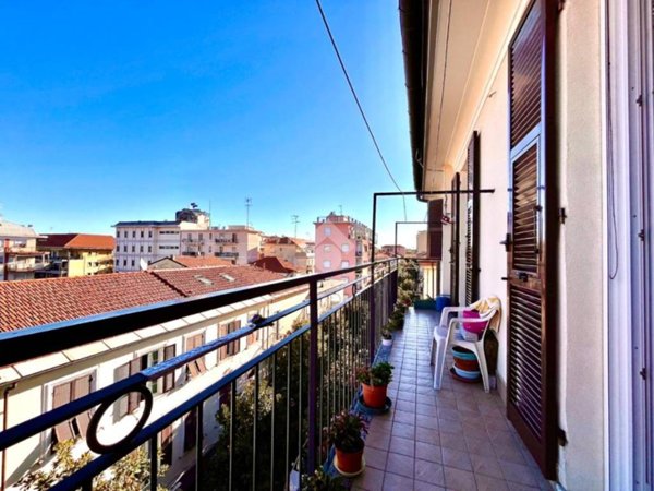appartamento in vendita ad Albenga