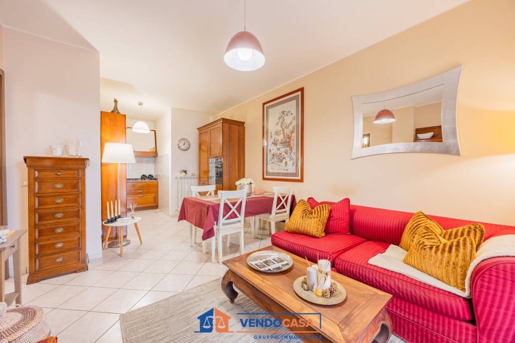 appartamento in vendita ad Albenga in zona Leca