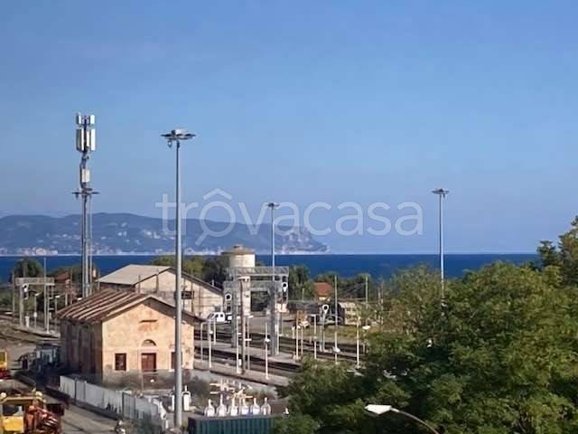 appartamento in vendita ad Albenga