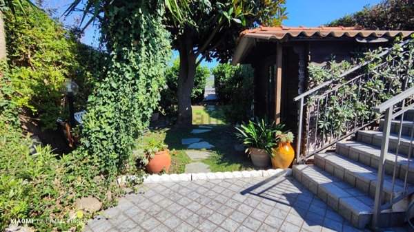 appartamento in vendita ad Albenga