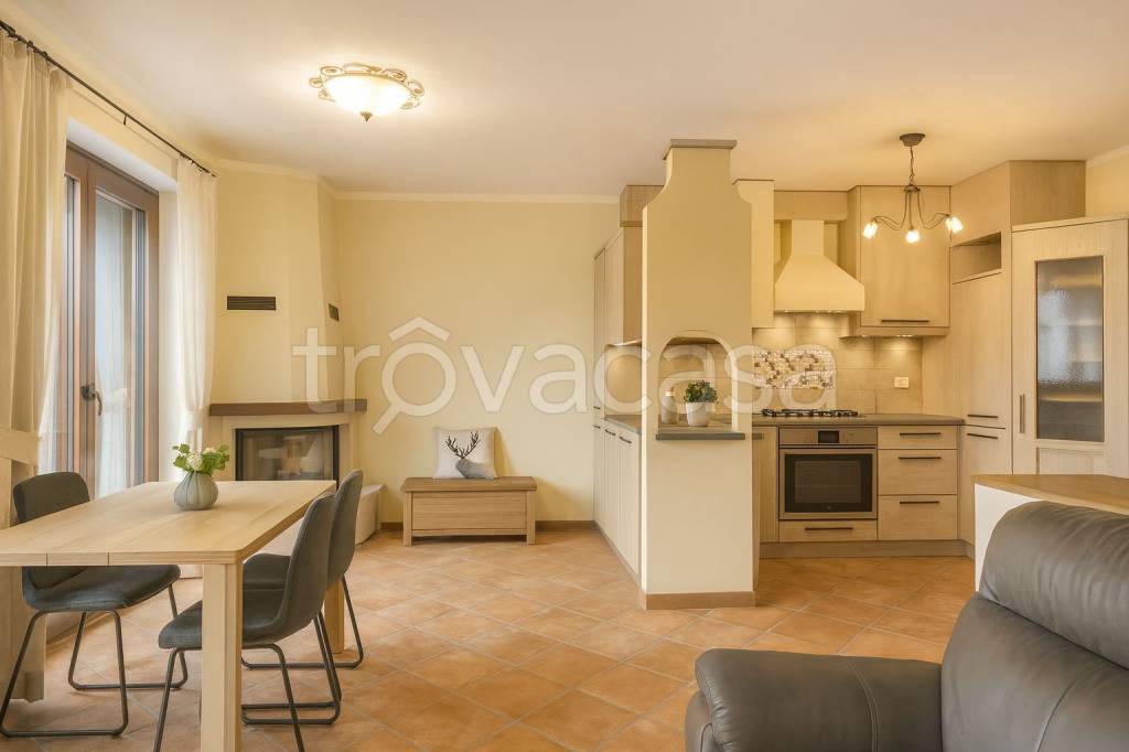 casa indipendente in vendita ad Albenga