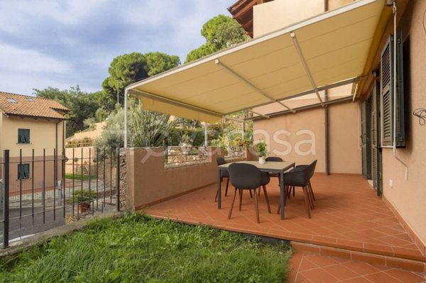 casa indipendente in vendita ad Albenga