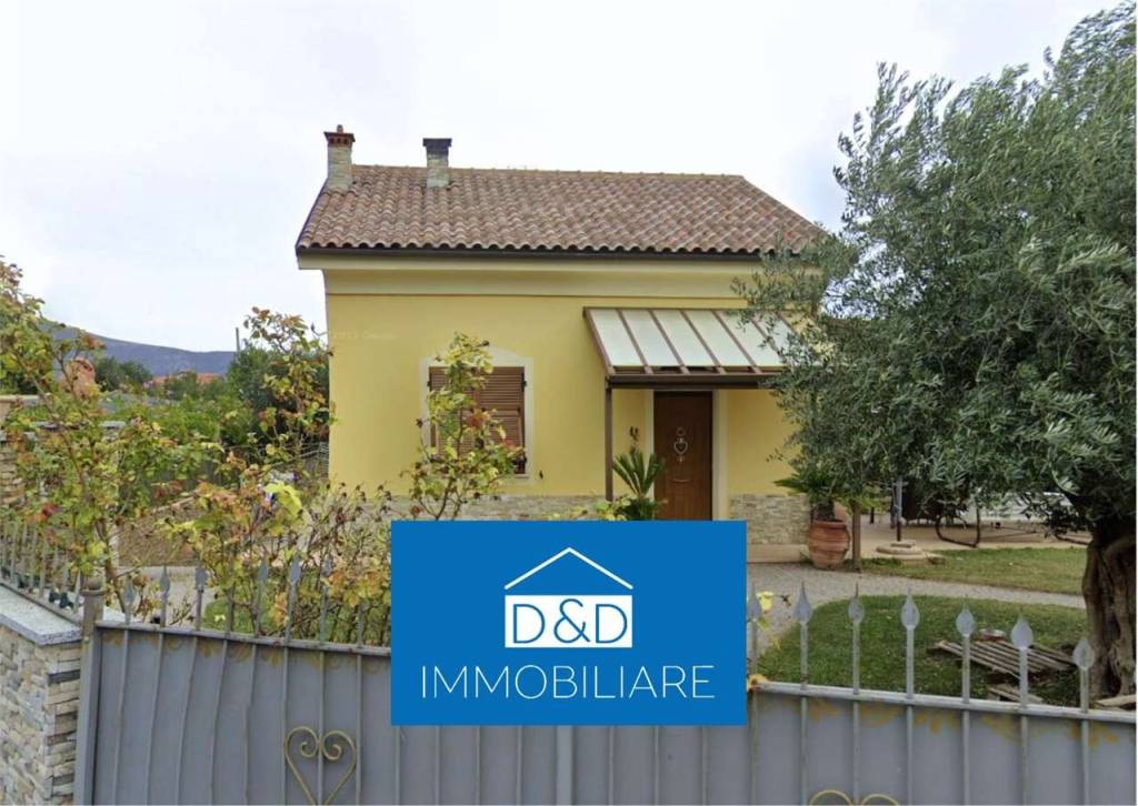 casa indipendente in vendita ad Albenga