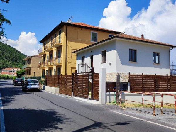 appartamento in vendita ad Albenga