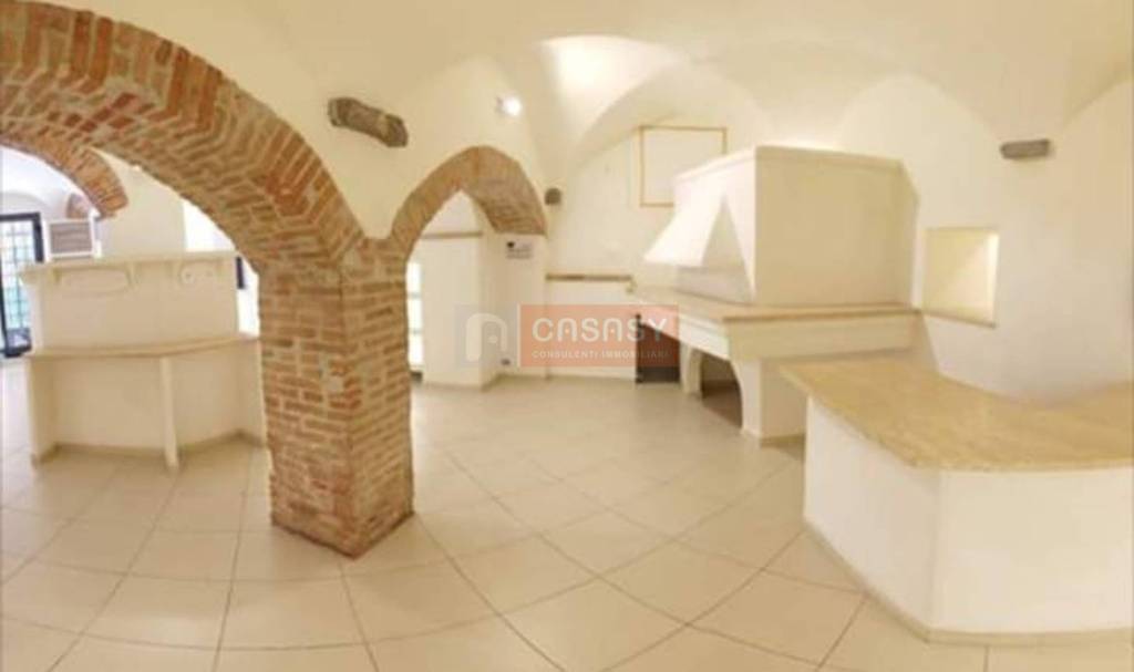 negozio in vendita ad Albenga