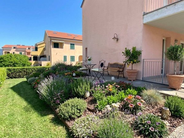 appartamento in vendita ad Albenga