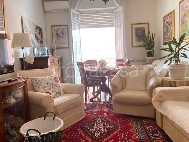 appartamento in vendita ad Albenga