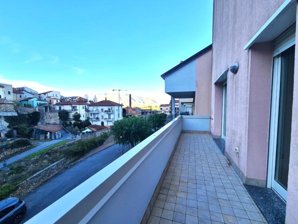 appartamento in vendita ad Albenga