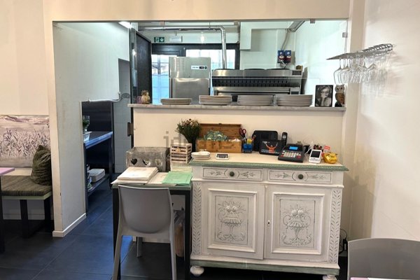 negozio in vendita ad Albenga