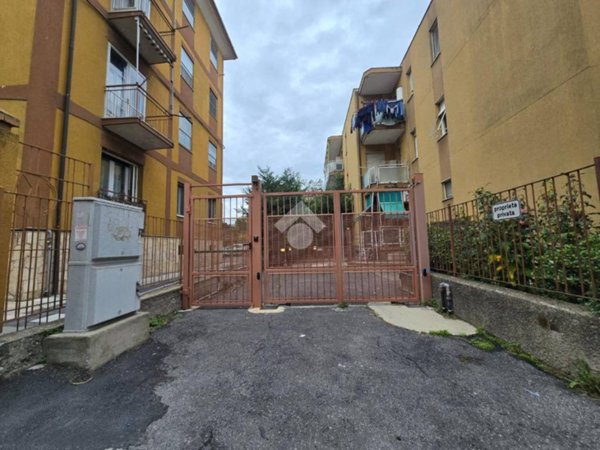 locale di sgombero in vendita ad Albenga