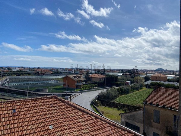 appartamento in vendita ad Albenga